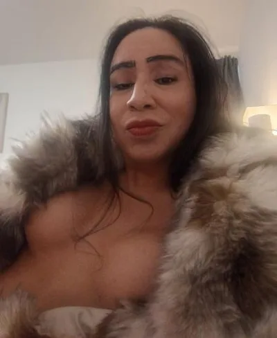 Bianca specialiste des debutants, escort trans Lyon